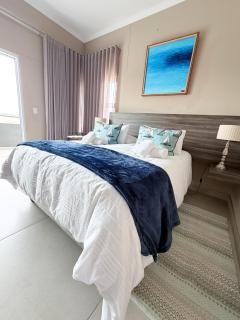 Coastal Holiday Apartment - 5