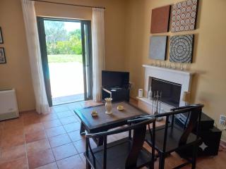 Thalassa Airport Villas - 4