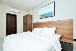 233 Boulevard by QUAO REALTY - 8