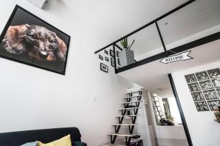 Bright Downtown Apartment - 1