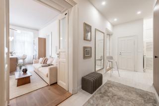 Luxury City View 3BR Apartment Near National Museum by easyBNB Premium - 4
