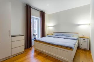 Well appointed apartment Close to Deribaskivskaya - 9