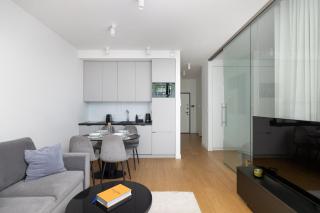 2-Bedroom Premium Grzybowska Apartment - 7