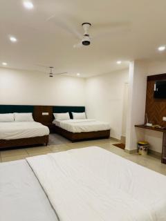 International Tourist Home - 3