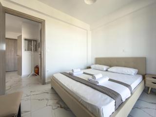 ''Prince Apartments'' by Tsopozidis Group - 4