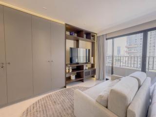FR1103B Estudio moderno con cama king y garaje - 4