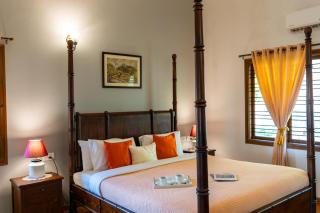 Mercara Hill by ELIVAAS 3 BHK Pet-Friendly Retreat With Private jacuzzi, Outdoor Seating, Verandah Sit Out & Garden - 6