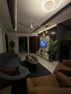 Luxury 2bed Apart Bahria Town Lahore - 6