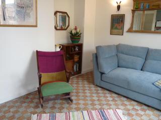 Donkey Cottage with Sea View - 8