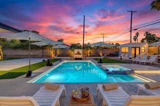 The Grand Oasis Estate - A Luxe Private Resort Near The Strip - 2