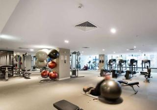 Stylish Stay for 4 Near Queen Vic Market - 3