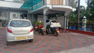 Uthaya Guest House - 2
