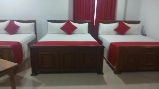 Uthaya Guest House - 1