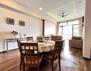 Hillside Homestay - 1