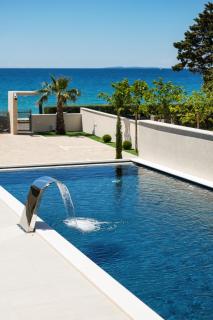 Bumblebee apartments & rooms with pool - 6