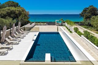 Bumblebee apartments & rooms with pool - 3