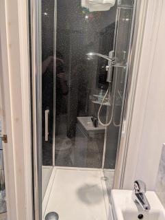 Luxury New Build 3-Bed House near Science Park - 8