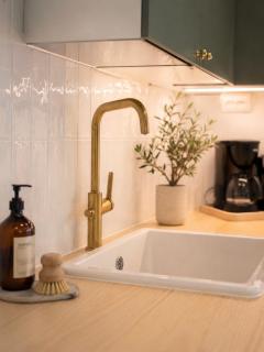 Luxury in the center - Stunning 2 BR - Free Parking - 4