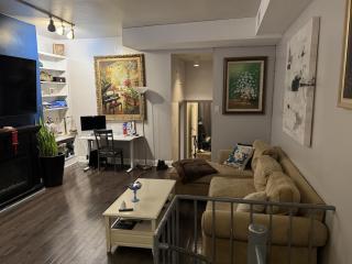 King Bed 1st Floor apartment Great location - 8