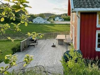 Converted Barn By Hove Archipelago - Færvik - 1