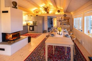 Modern Family Cabin Near Jotunheimen - 2