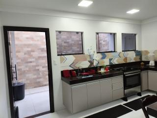 Casa com garagem perto do polo industrial Serra - 8