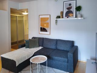 2ndhomes Modern apartment with glazed balcony & sauna - 2