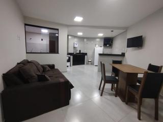 Apartamento novo 1o andar central com ar condicionado garagem tv smart - 0