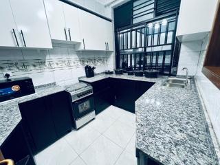 The Gateway Luxury Apartment - 7
