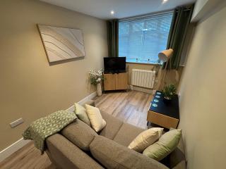 Abbey House - 4