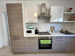 Cosy and modern maisonette with private terrace-near sea! - 6