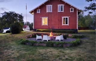 Nice Home In Orrefors With Jacuzzi - 7