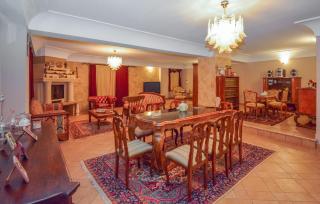 Nice Home In Vittoria - 8