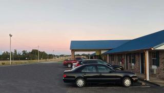 Rama Inn Bells - Jackson West Hwy 412 - 1