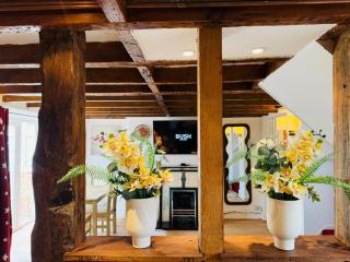 sinton House - 9