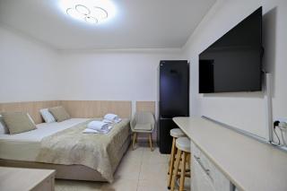 tiny studio on Kipiani - 8