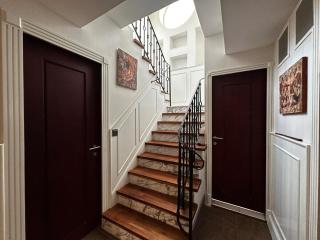 Phnom Penh - Entire Luxury Townhouse - 2