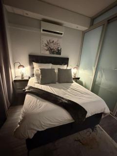 Modern Luxury Studio with Breathtaking City Views - No Load Shedding - 2