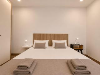 Lovely retreat off the sea front - 6