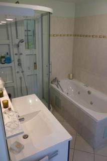 VILLA 30MN MER, CLASSE, CALME, TOTALE INTIMITE, PISCINE, HAMMAM & JACUZZI 8 Pers - 1