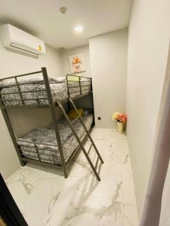 Chic 2-Bedroom Apartment with Stunning Views in Chiang Mai - 6