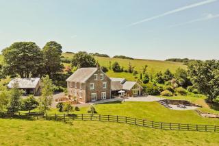 5 Bed in Slapton oc-s41370 - 0