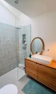 OKTO Beach House - 9