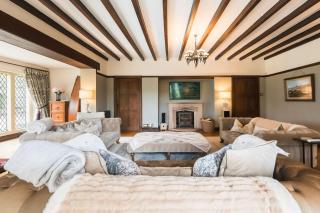 Greenacres by Birch Stays - 8