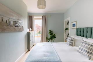 Coastal Retreat - 2