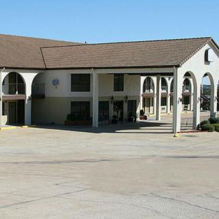 Weatherford Heritage Inn - 8