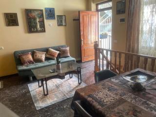 House in the old town of Tbilisi - 0