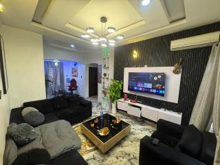 EmmNest Suites - 4