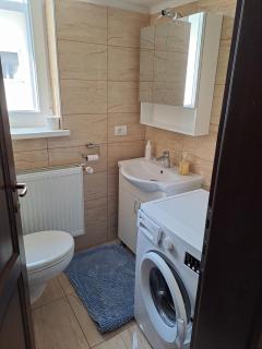 Voll ausgestattete Monteur- Ferienwohnung direkt an der Raffinerie Leuna in einer Villa mit kleinem Balkon - 8