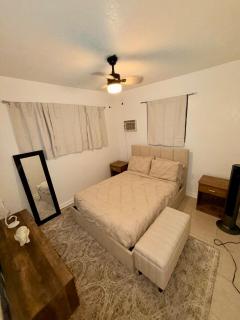 Miami Beach beautiful 2 bed room - 7